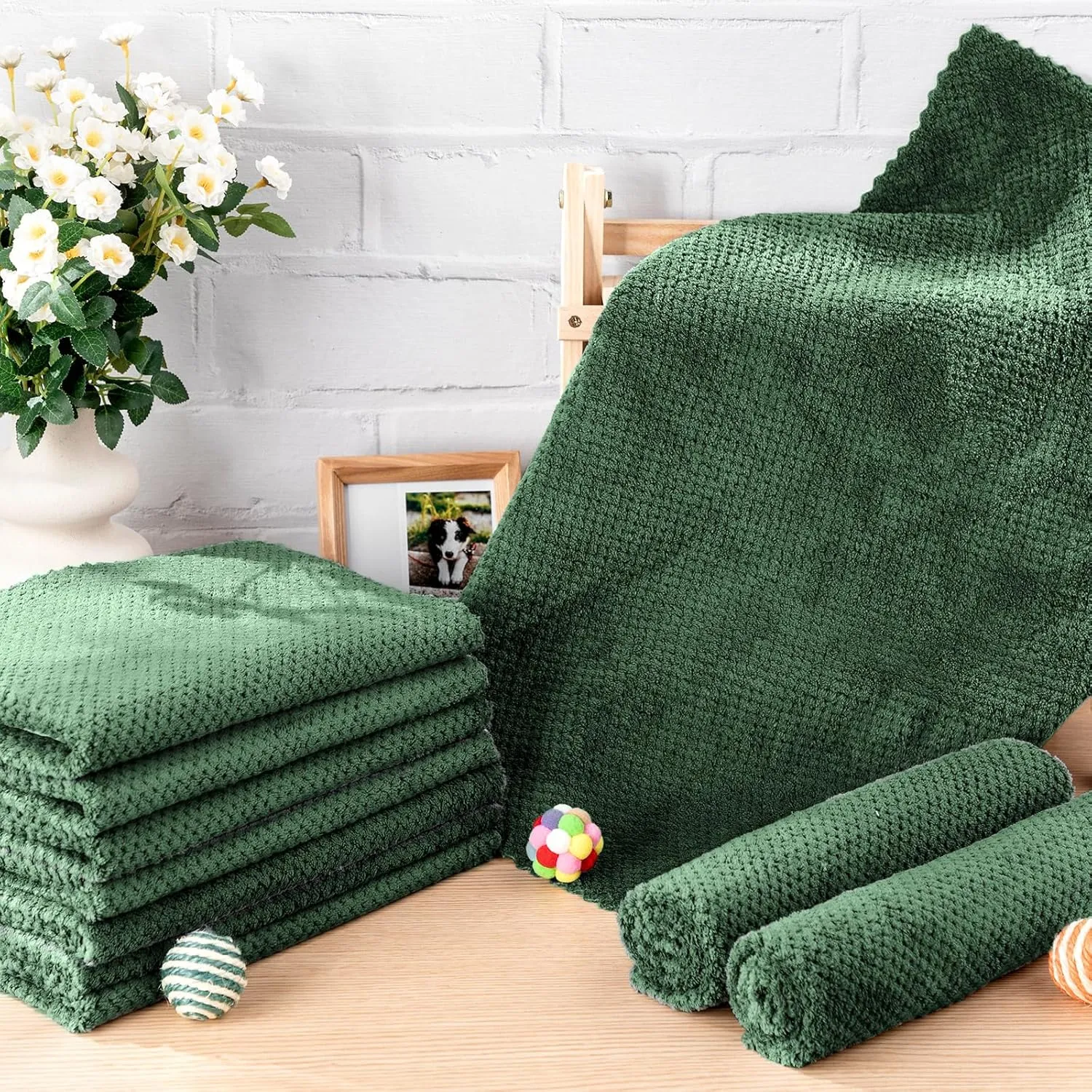 10 Pcs Guinea Pig Cage Liners Washable Rat Bedding for Guinea Pigs Controlling Absorbent Waterproof Pee Pads Blanket for Rabbits Hamster Small Animals Chinchilla(18 x 24 Inch,Dark Green)