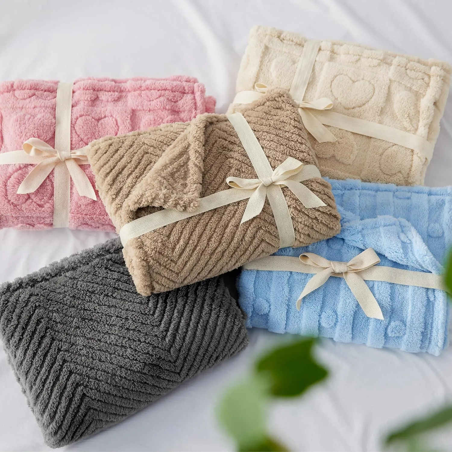 Bedsure 1 Pack 3 Dog Blankets for Small Dogs - 3pcs Washable Fluffy Fuzzy Puppy Cat Blanket with Premium 300GSM Coral Fleece Soft for Pet Kitten Doggy, 16x23, White