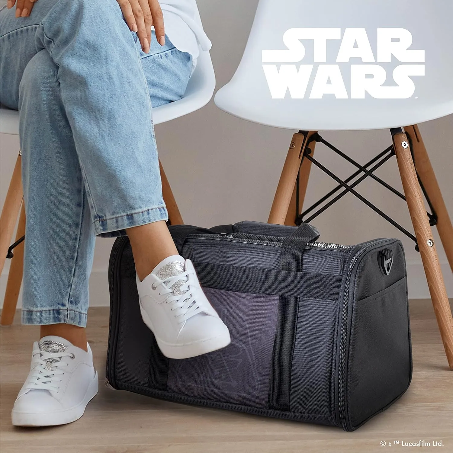 Star Wars for Pets Darth Vader Soft Pet Carrier 15 x 9 x 9 Black | for Pets 15 x 9 x 9 Dog Travel Bag| Luggage Carrier for Dogs, Fits Under Plane Seat (FF19635)